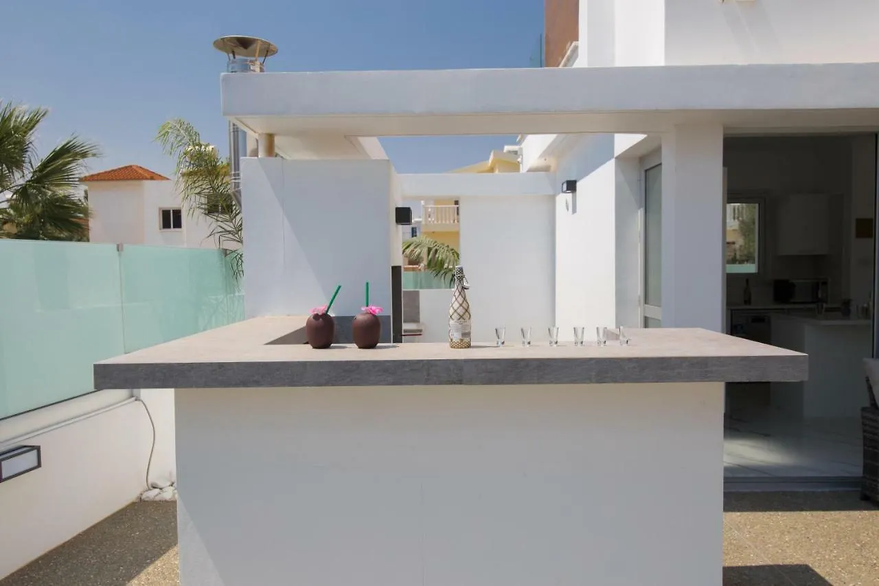 Villa Lynn Boutique Beachfront Ayia Napa Holiday home