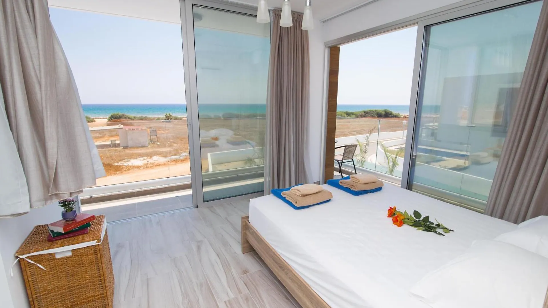 Villa Lynn Boutique Beachfront Ayia Napa