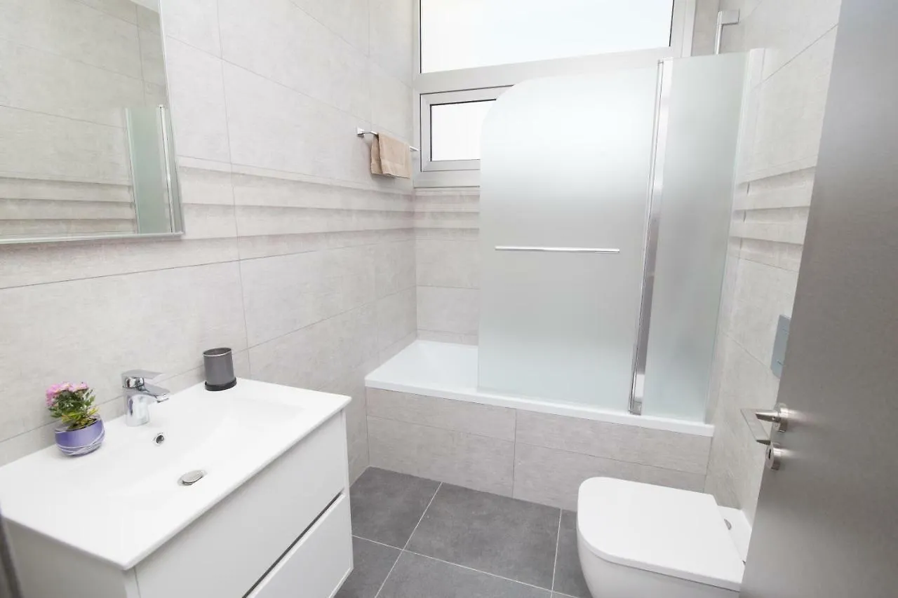 Villa Lynn Boutique Beachfront Ayia Napa