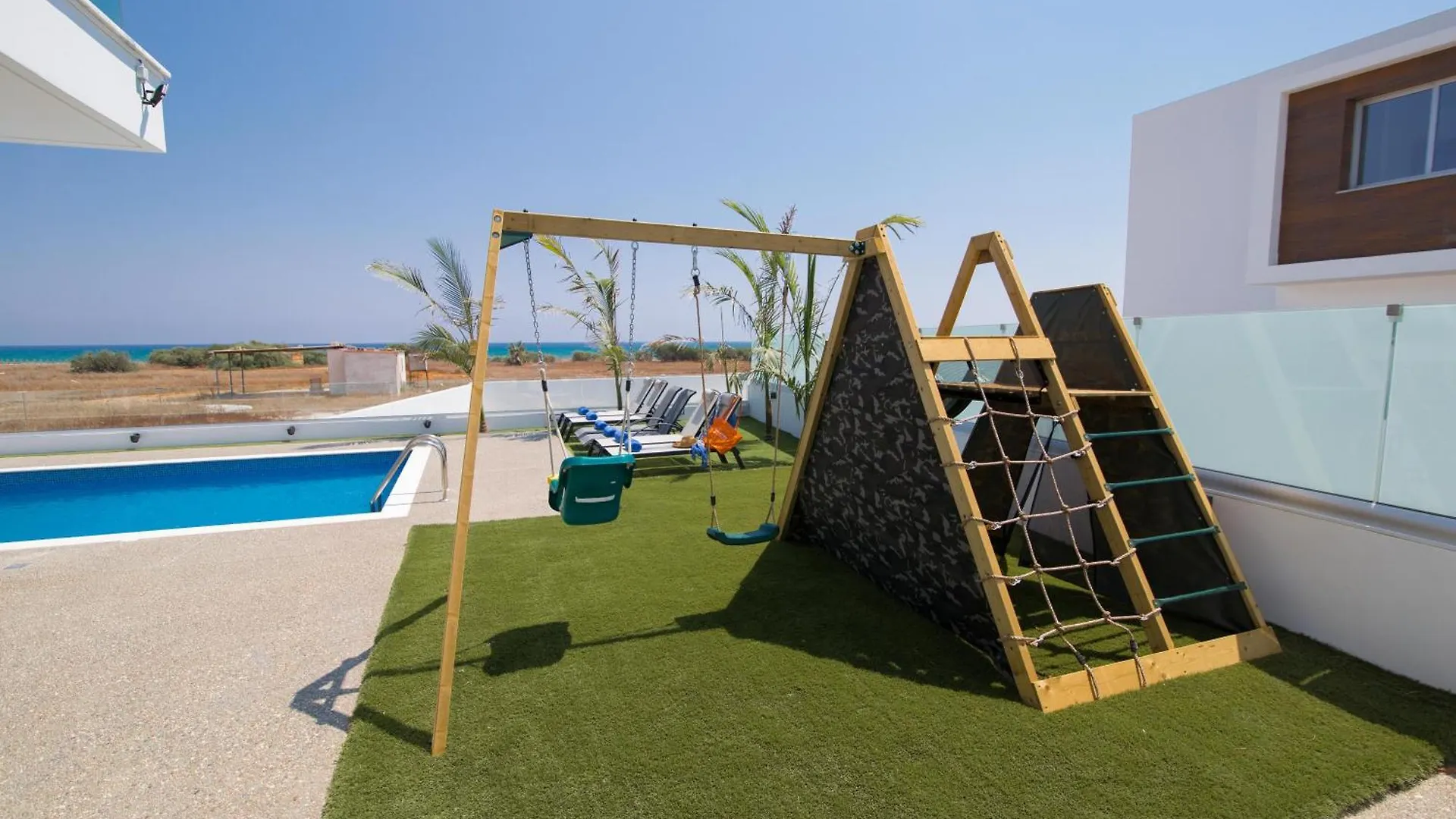 Villa Lynn Boutique Beachfront Ayia Napa Holiday home